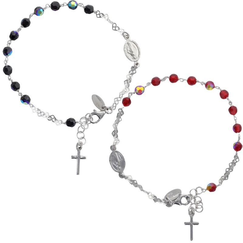 Bracelet argent 925 °/°° ajustable sur chaine, grains facettes Ø 3 mm (3 g) avec medaille VM & croix + boîte. 2 teintes dispos.